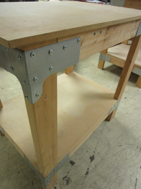 lot 246 image: SHOP TABLE