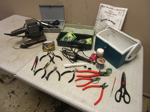 lot 209 image: STAINED GLASS TOOLS, SUPPLIES, POWR-KRAFT HOBBY ROTARY TOOL, DUAL MOTION SANDER, MORE