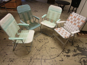 lot 224 image: VINTAGE LAWN CHAIRS