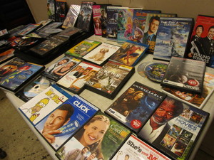 lot 229 image: ASSRTD DVDS, POPULAR TITLES