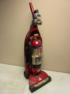 lot 234 image: BISSELL LIFT-OFF REVOLUTION VACUUM CLEANER, WITH 12-AMP MAX POWER AND DUAL-EDGE CLEANING