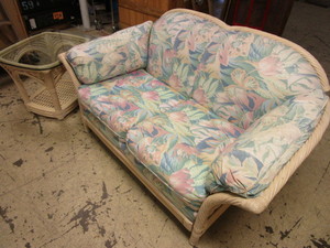 lot 242 image: LANE FURNTURE PATIO LOVE SEAT, WITH MATCHING END TABLE