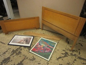 lot 247 image: MODERN-STYLE BED, CRAFTED OF BIRDS-EYE MAPLE WOOD, FRAMED STEVE HANKS PRINT, FLOWER PRINT