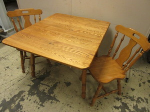 lot 254 image: OAK DROP LEAF KITCHEN TABLE, WITH CHAIRS