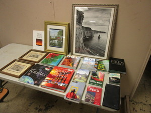 lot 278 image: TRAVEL ART, BOOKS, LONELY PLANET GUIDE BOOKS, 501 MUST-VISIT DESTINATION BOOKS, NAT. GEO BOOK, MORE