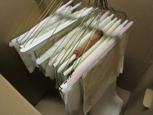 lot 292 image: FINE QUALITY LINENS, TABLE CLOTHS, PLACEMATS, RUNNERS, MORE