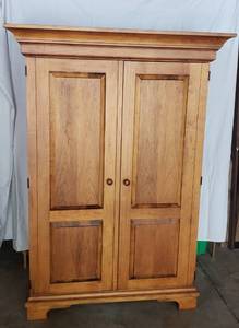 lot 130 image: Gorgeous Contemporary Entertainment Hutch by Romweber
