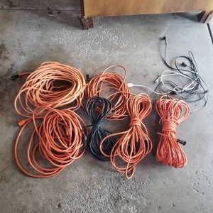 lot 382 image: Shop Extension Cord Bundle
