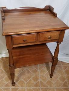 lot 236 image: Maple Single Drawer Side Table