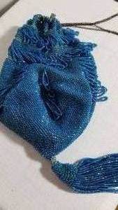 lot 353 image: Victorian Blue Beaded Drawstring Handbag