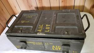 lot 454 image: Military Metal Explosive Mine Crate
