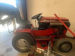 lot 1 image: Wheel Horse (Toro) 520-H Garden Tractor with Snow Blower & Blade (SEE VIDEO)