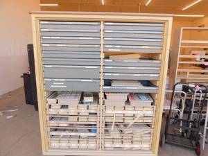 lot 31 image: Medical Supply Cart