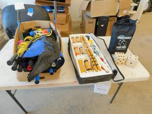 lot 55 image: Lot of Yard Games