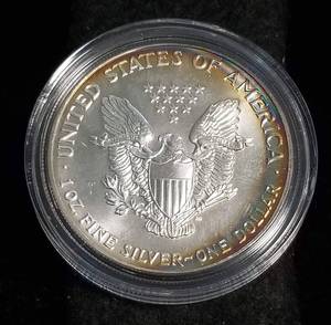 1992 AMERICAN INDIAN 1 TROY OZ .999 FINE SILVER RICH TONING IN AIRTITE