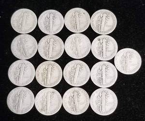 GROUP OF 17 MERCURY DIMES mostly 1930S