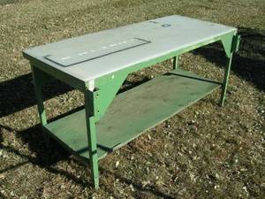lot 44 image: Heavy Duty Work TableBench