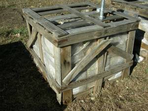 lot 47 image: Crate of 396 1-12 x 7-12 bolts with nuts