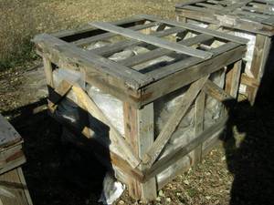 lot 48 image: Crate of 396 1-12 x 7-12 bolts with nuts
