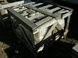 lot 49 image: Crate of 396 1-12 x 7-12 bolts with nuts