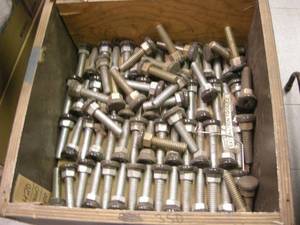 lot 85 image: Approximately 430 Screw-type Leveling Feet