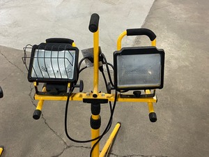 Lot Of (2) Tri-Pod Telescoping Halogen Work Lights