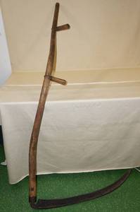 lot 3 image: Antique Seymour No 50 Scythe