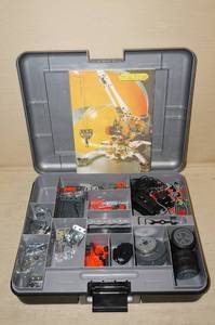 lot 70 image: Erector Set in Case