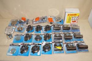 lot 84 image: Plumbing Flanges