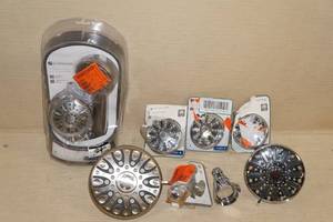 lot 97 image: Shower Heads
