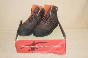 lot 124 image: Compass Cleated Wading Shoes