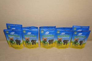 lot 123 image: Dog Brushless Toothpaste Treats