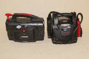 lot 181 image: 2 Battery Jumper Packs
