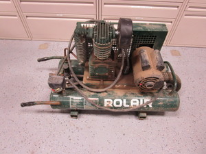 lot 11 image: RolAir Air Compressor
