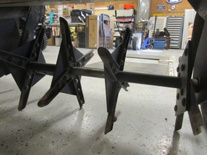 lot 24 image: Plug Aerator