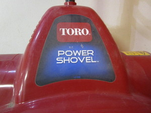 lot 34 image: Toro Electric Power Shovel