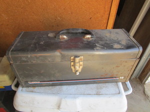 lot 54 image: Toolboxes & Cooler