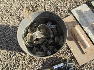 lot 57 image: Hydraulic Jacks & Misc. Tools