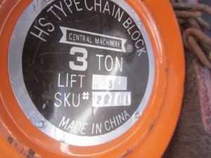 Central Machinery chain hoist, 3Ton...