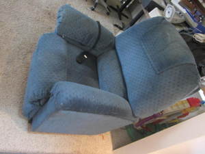 La-Z-Boy luxury lift recliner...