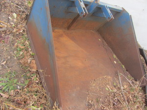 Blue bucket for skidster, 48...