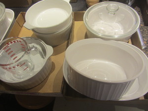 Corning casseroles, souffle pans...