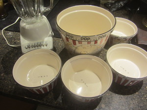 Popcorn bowls - master & 4 serving,...