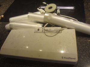Food Saver V2040 with rolls 8 and ...