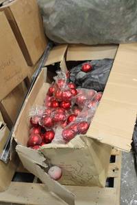 Christmas Red Ornaments Box