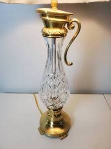 lot 17 image: Brass Crystal Lamp