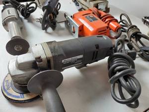lot 39 image: Electrical Hand Tools Lot
