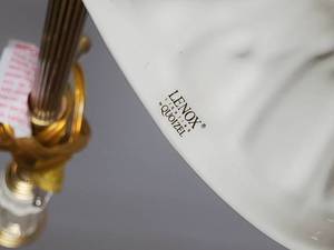lot 52 image: Lenox Reading Lamp
