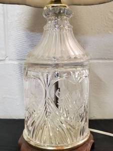 lot 81 image: Decorative Glass body Lamp