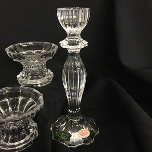 lot 219 image: Candleholder Lot